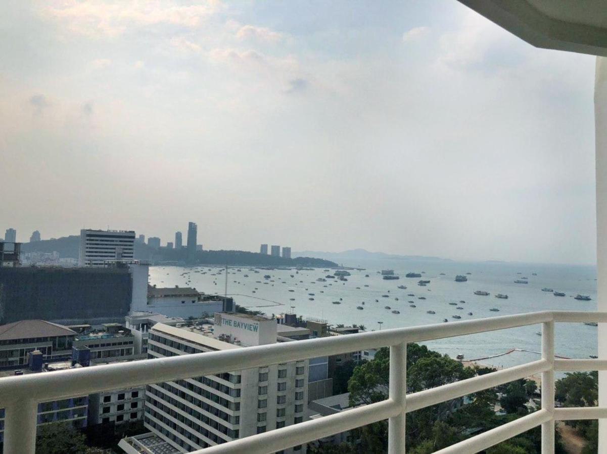 Hotel Vtsix At View Talay 6 à Pattaya Extérieur photo